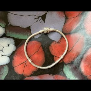 7inch pandora bracelet
